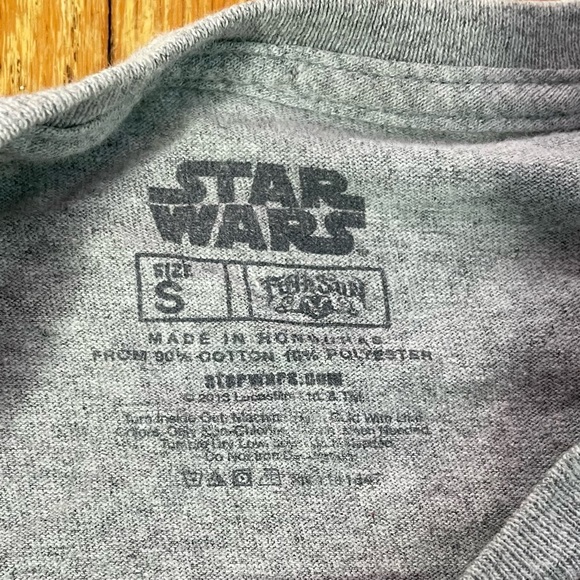 Star Wars Darth Vader Sledding Gray Tee Size Men’s Small - Picture 3 of 5